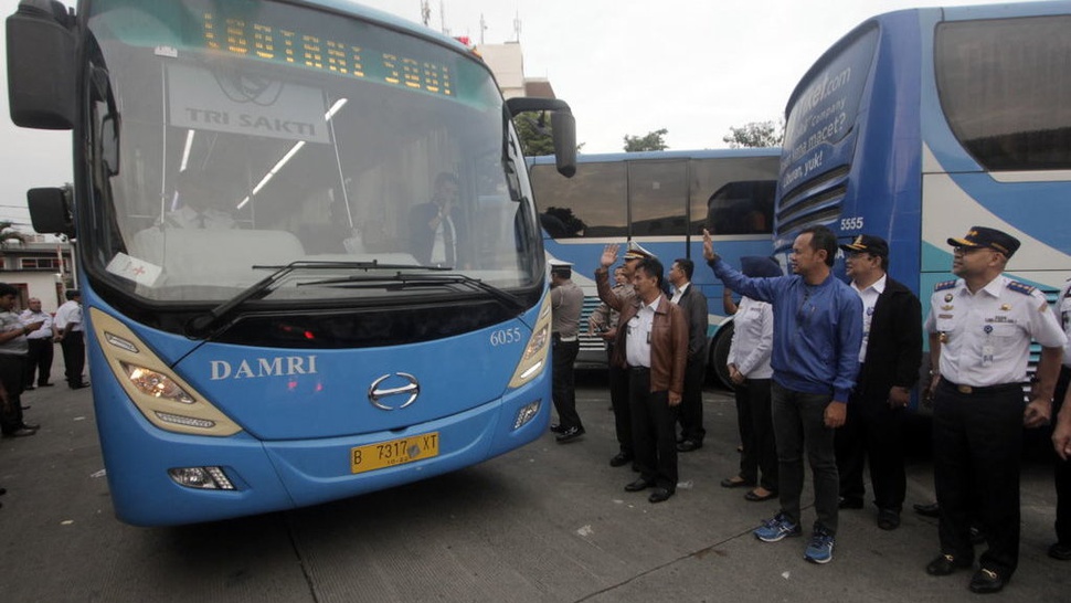 Bima Arya Uji Coba Bus Premium Transjabodetabek Bogor-Senayan