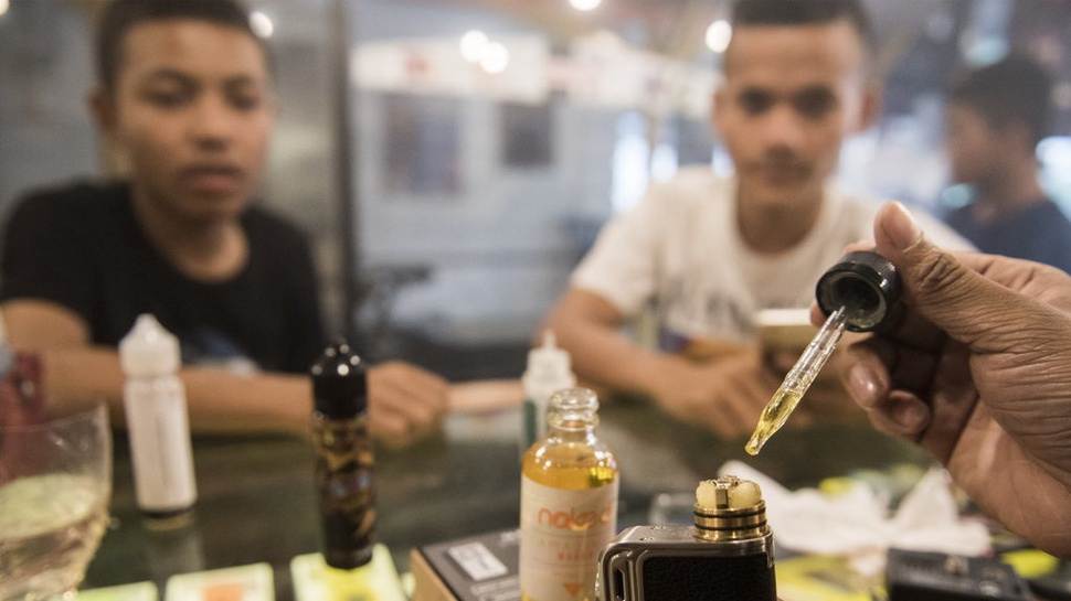 FDA Umumkan Akan Batasi Vapor dan Rokok Mentol untuk Remaja