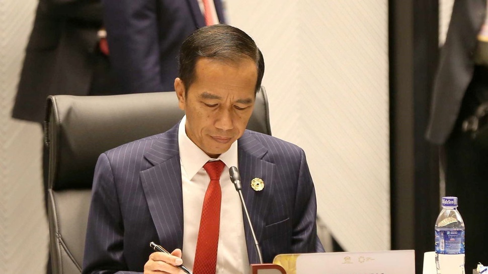 Soal Pemeriksaan KPK, Jokowi Minta Setya Novanto Patuh pada UU