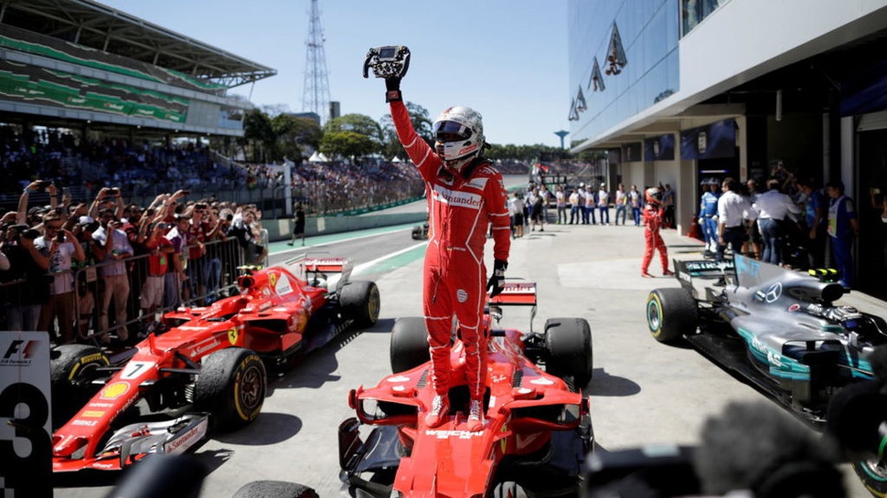 Hasil F1 2018 Grand Prix Bahrain: Vettel Juara, Mercedes KO