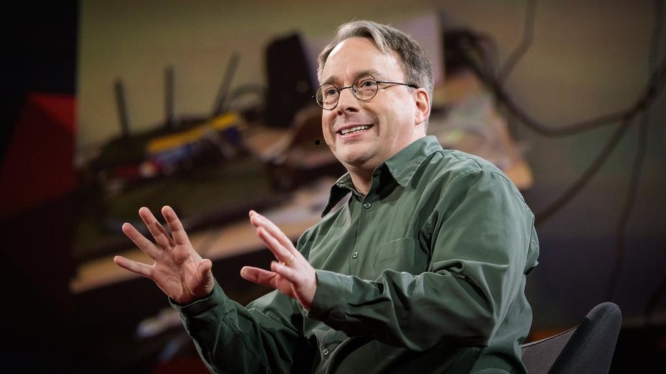 Linus Torvalds dan Linux: Simbol Perlawanan Terhadap Microsoft 