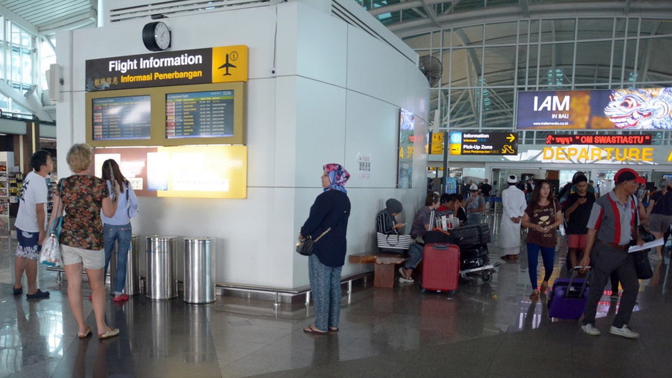 Bandara Ngurah Rai Tutup 24 Jam akibat Abu Vulkanik Gunung Agung