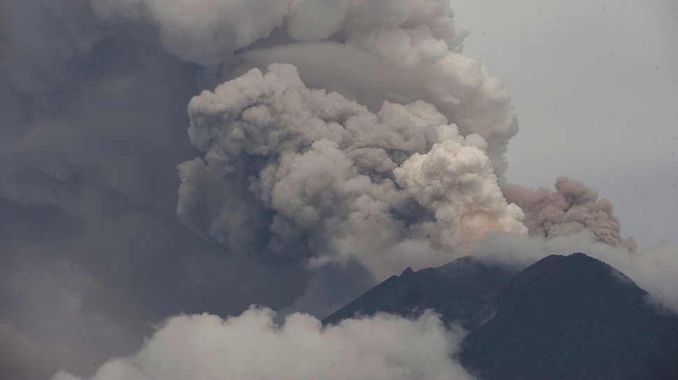 Gunung Agung Meletus: PVMBG Sebut Lava Sudah di Permukaan Tanah