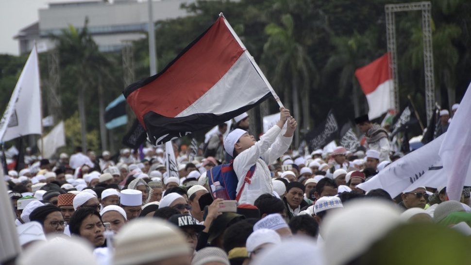 Presiden Jokowi Batal Diundang Reuni 212 Minggu Besok