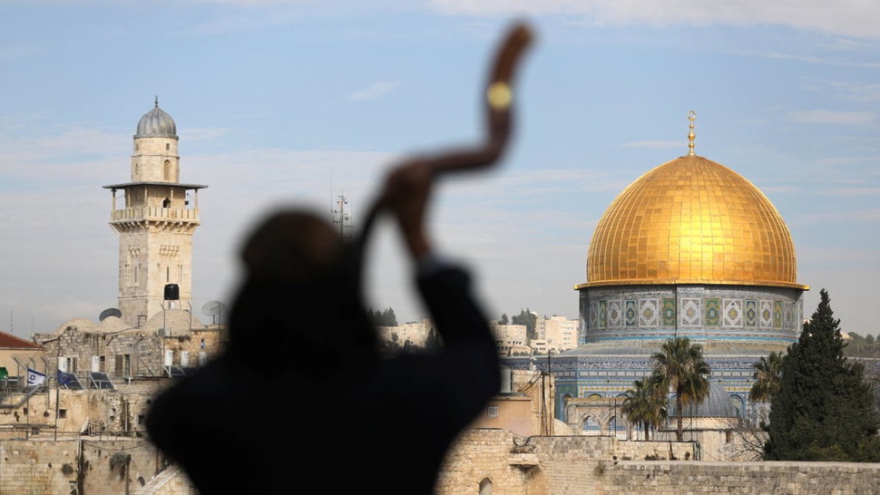 Sejarah & Perbedaan Masjid Al-Aqsa dengan Kubah Emas di Yerusalem