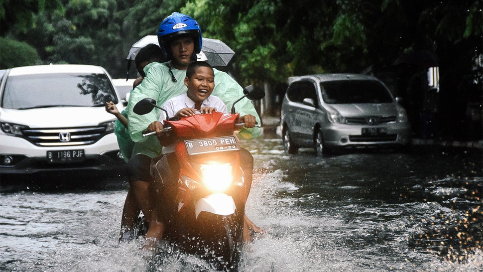 BNPB: Banjir Jakarta Mulai Surut Sore Ini Karena Hujan Reda