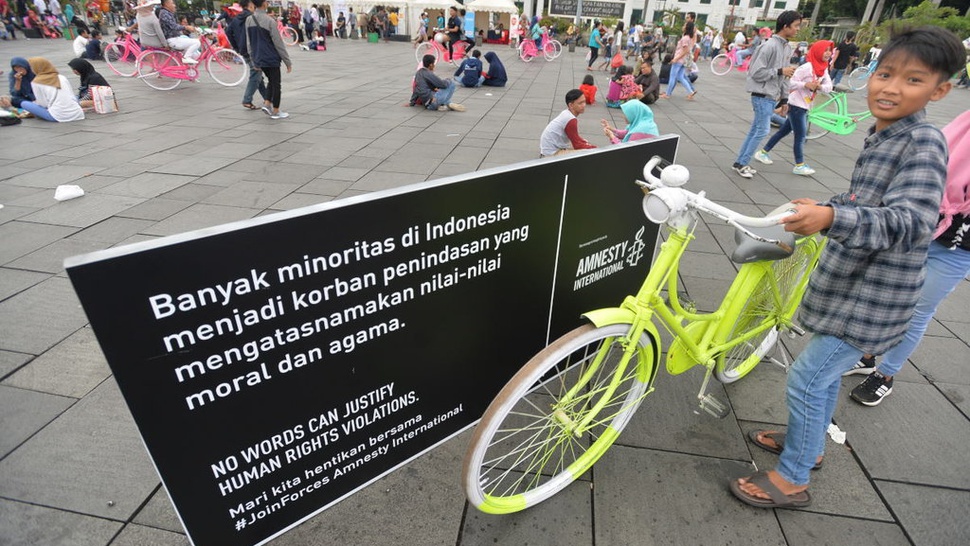 Catatan HAM Era Jokowi: Berhasil di Luar, Banyak PR di Dalam
