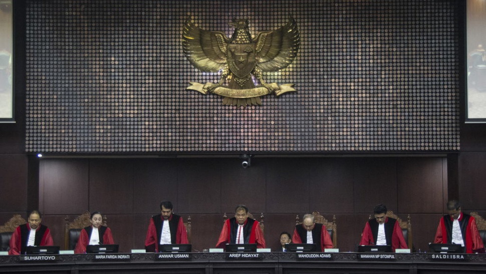 8 Hakim Konstitusi Bersaing Perebutkan Kursi Ketua MK