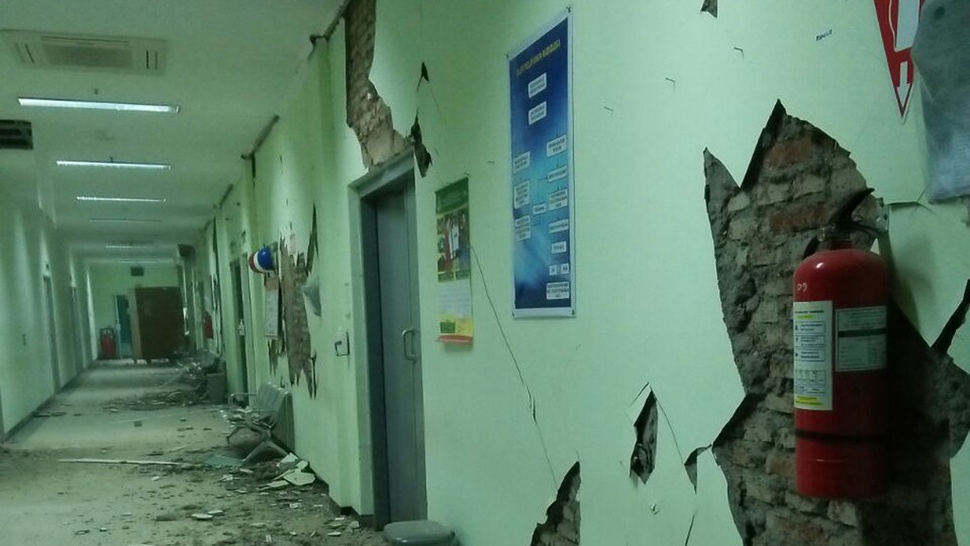 Gempa Bumi Kebumen: Satu Rumah Runtuh dan Korban Patah Tulang