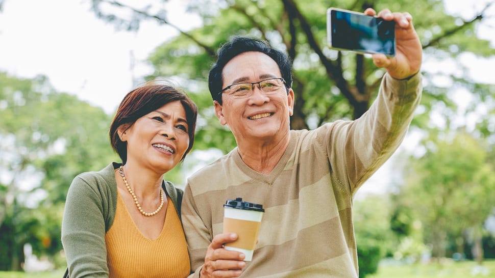 6 Rekomendasi HP 4 Jutaan 2025 dengan Kamera Terbaik