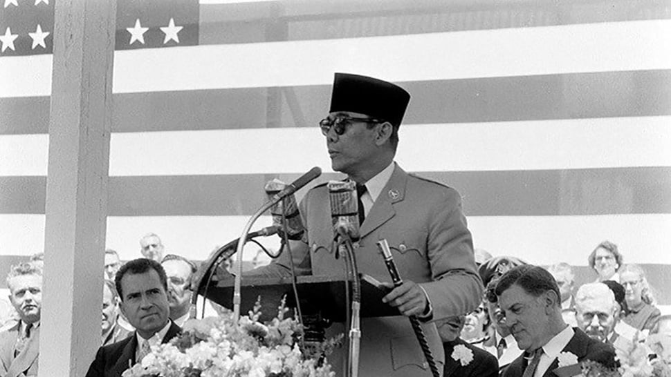 Sejarah Sistem Demokrasi Terpimpin Sukarno di Indonesia 1959-1965