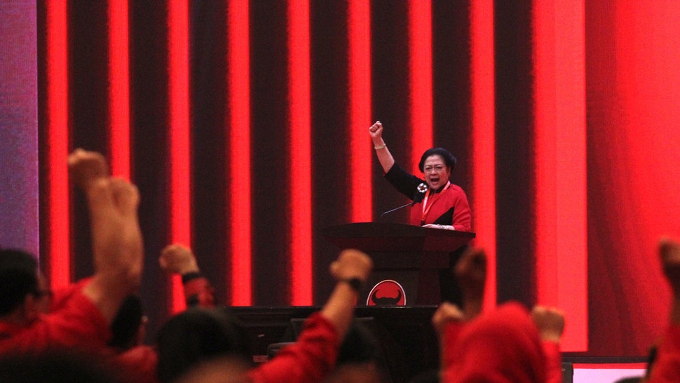 Megawati 'Mumet' Lihat Tingkah Laku Anak Buah Prabowo