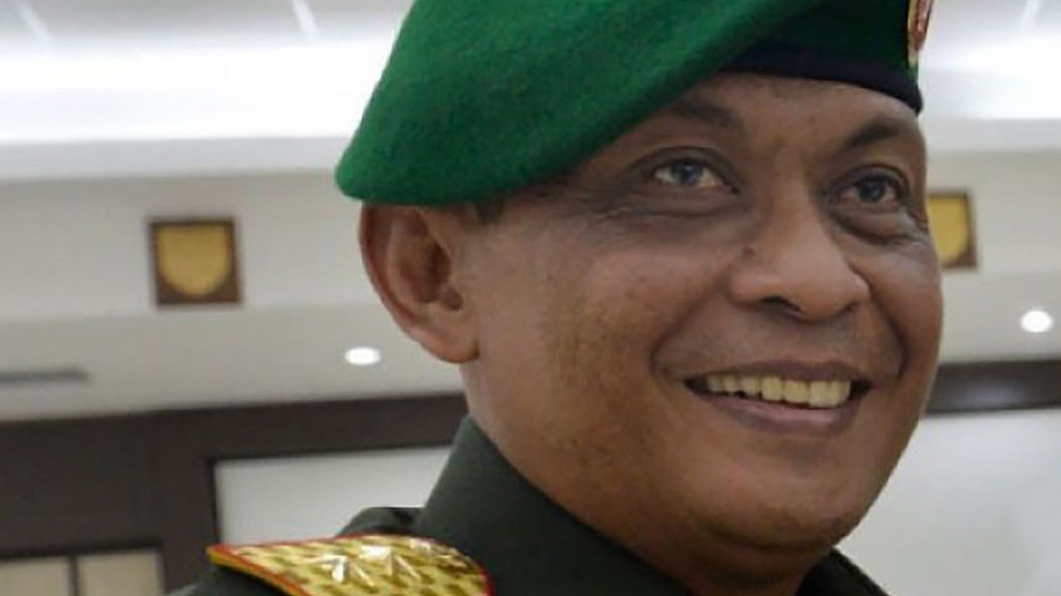 Agus Kriswanto Resmi Pangkostrad, Andika Perkasa Dankodiklat TNI AD