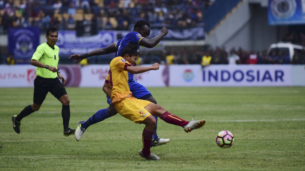 Hasil PSM Makassar vs Sriwijaya FC Skor Babak Pertama 0-1