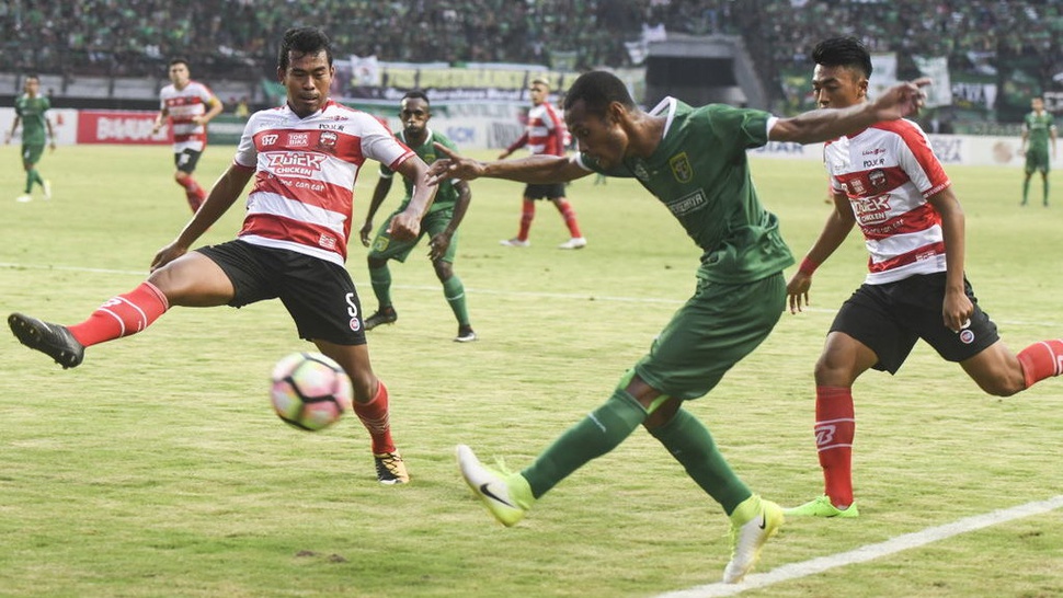 Hasil Madura United vs Persebaya Babak Pertama Skor 1-1