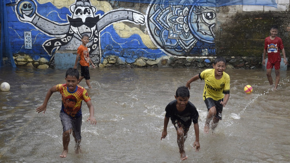 2018/02/05/banjir-cipinang-melayu-tirto-mico-1.jpg