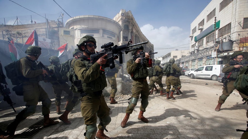 Puluhan Warga Palestina Terluka Akibat Bentrok Dengan Israel