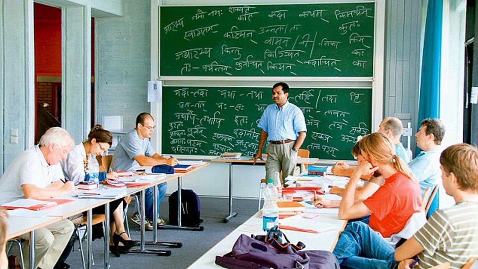 Kisah Bahasa Sansekerta di Antara Jerman dan India