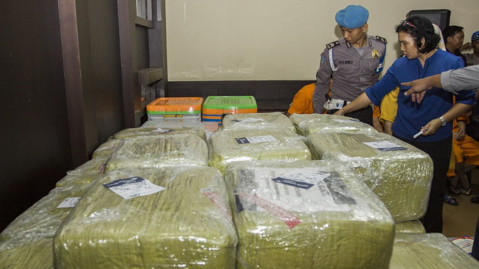 BNN & Bea Cukai Amankan 2 Tersangka Narkoba dengan 51,4 Kg Sabu