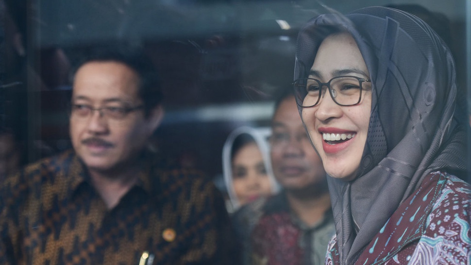 Real Count KPU Banten III: Airin Melejit Tinggalkan Rano Karno