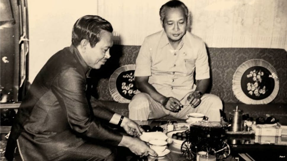 Pembantu-Pembantu Khusus daripada Soeharto