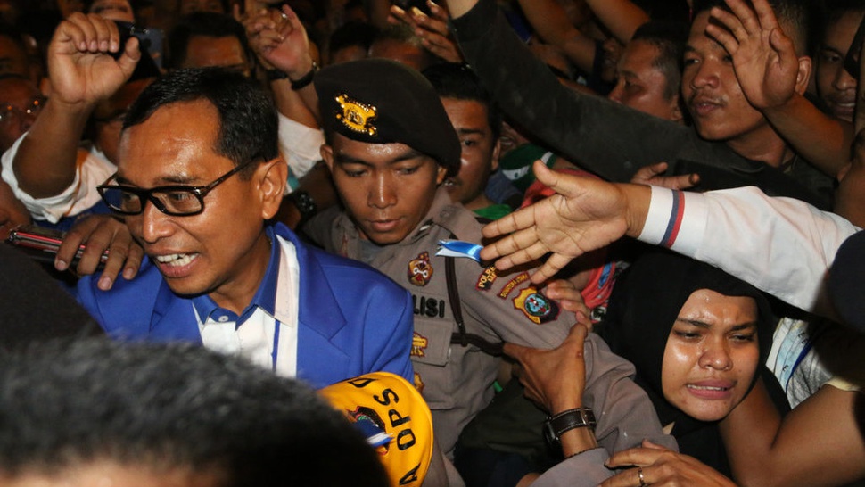 SBY Teken Surat Pencopotan JR Saragih dari Ketua DPD Demokrat Sumut