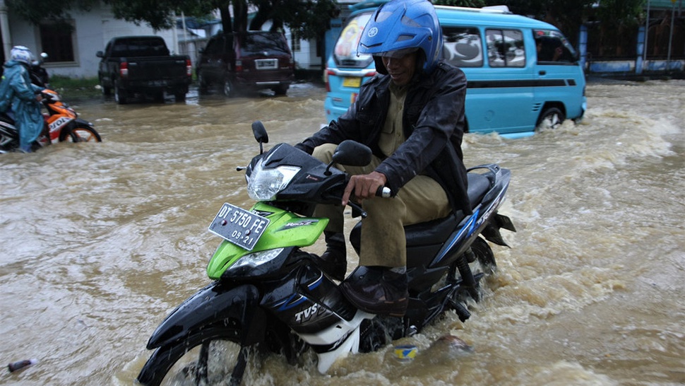 BMKG: Banjir Bandang Cicaheum Terjadi Karena Curah Hujan Tinggi