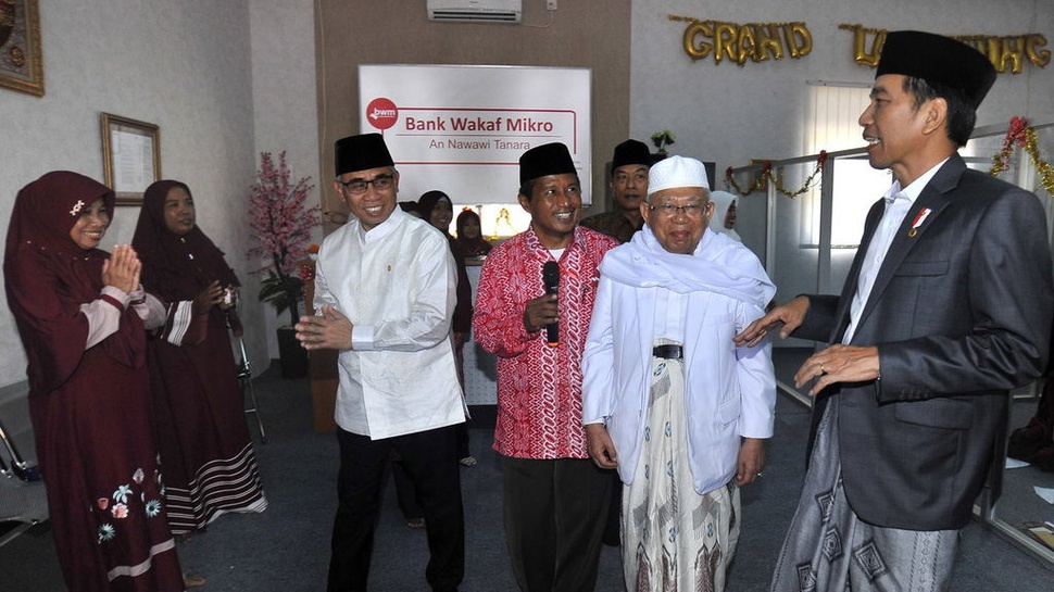 Penjelasan Jokowi Soal Potensi Bank Wakaf Dorong Usaha Kecil Tumbuh