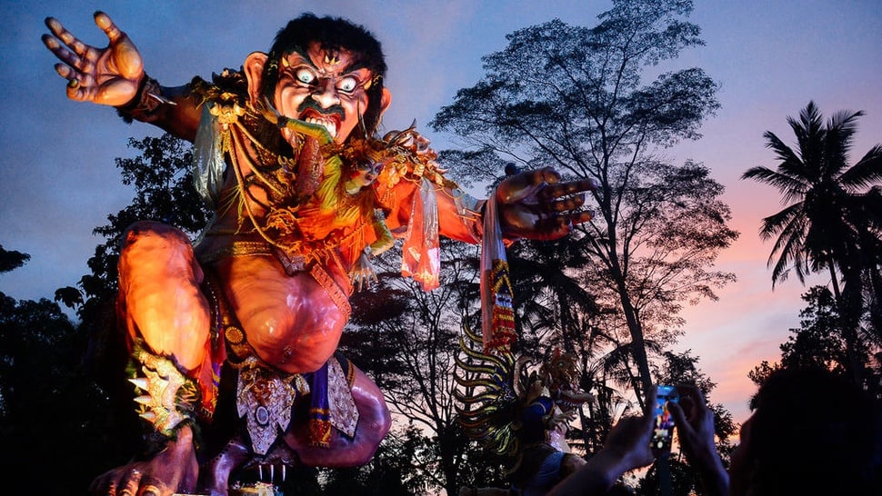Makna Ogoh-Ogoh: Arti Tradisi Pawai di Perayaan Malam Nyepi di Bali