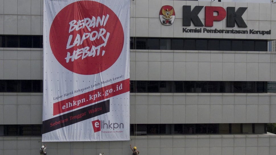 Wagub Lampung & Wali Kota Pangkal Pinang Tiba di KPK soal LHKPN