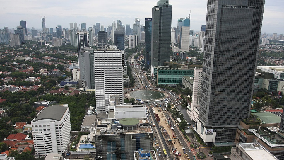 Klaster Perkantoran Gagalkan PSBB Transisi Jakarta?