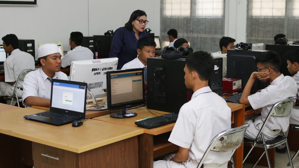 Pelaksanaan UNBK SMP di Way Kanan Lampung Berjalan Lancar