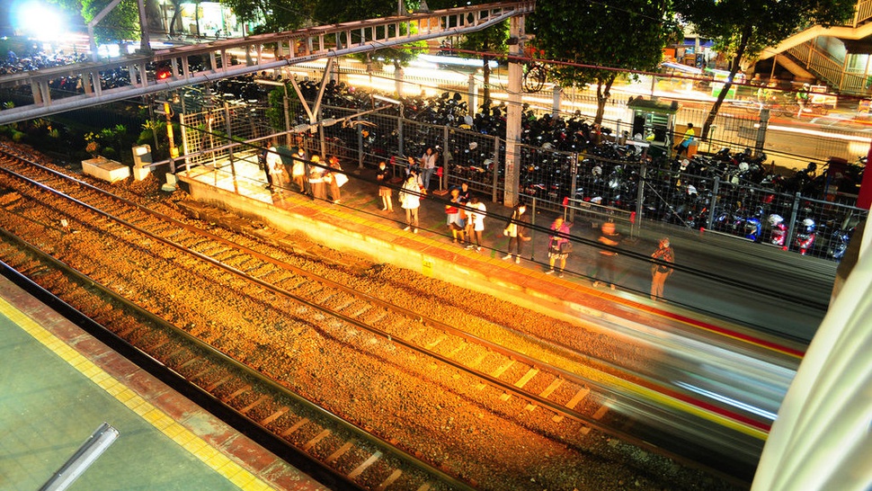 2018/04/06/rencana-pembangunan-rel-double-track-rangkasbitung--3--tirto.id-arimacs-wilander.jpg