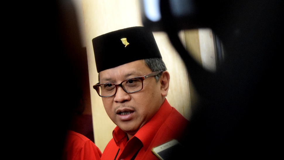 Hasto Pastikan Jokowi Mendaftar ke KPU Jumat 10 Agustus