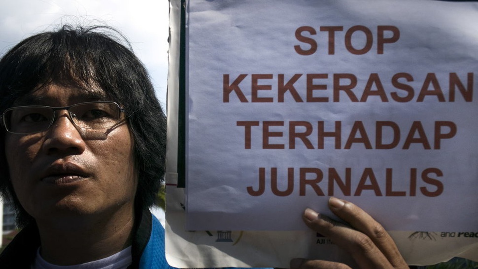 Sindir Aparat, AJI Jakarta: Jurnalis Pakai Rompi Pers Saat Meliput