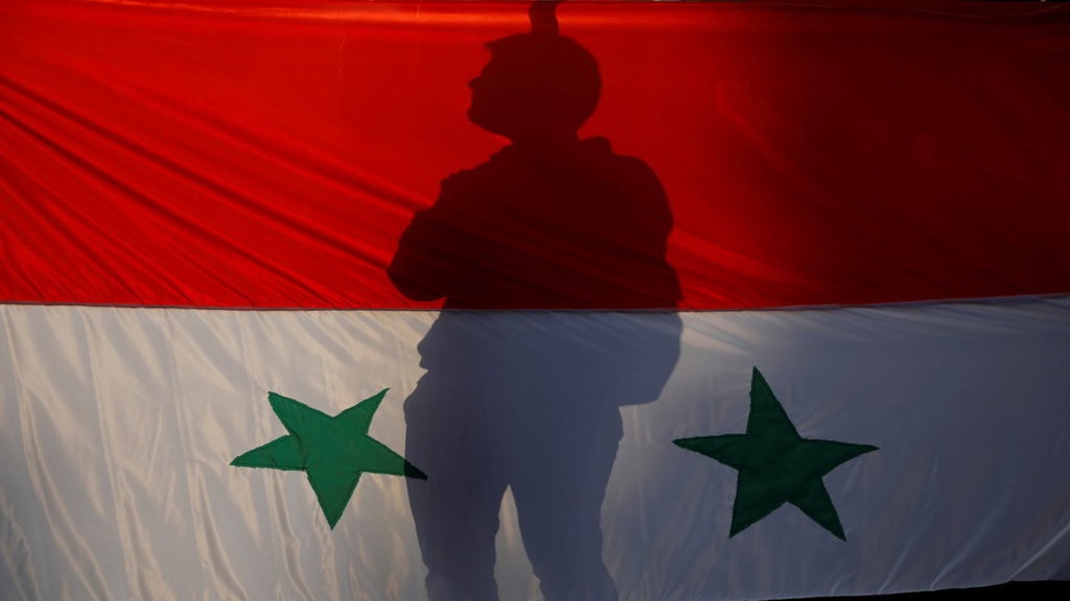 Ribuan Militan ISIS Menyerah Usai Digempur Habis di Suriah