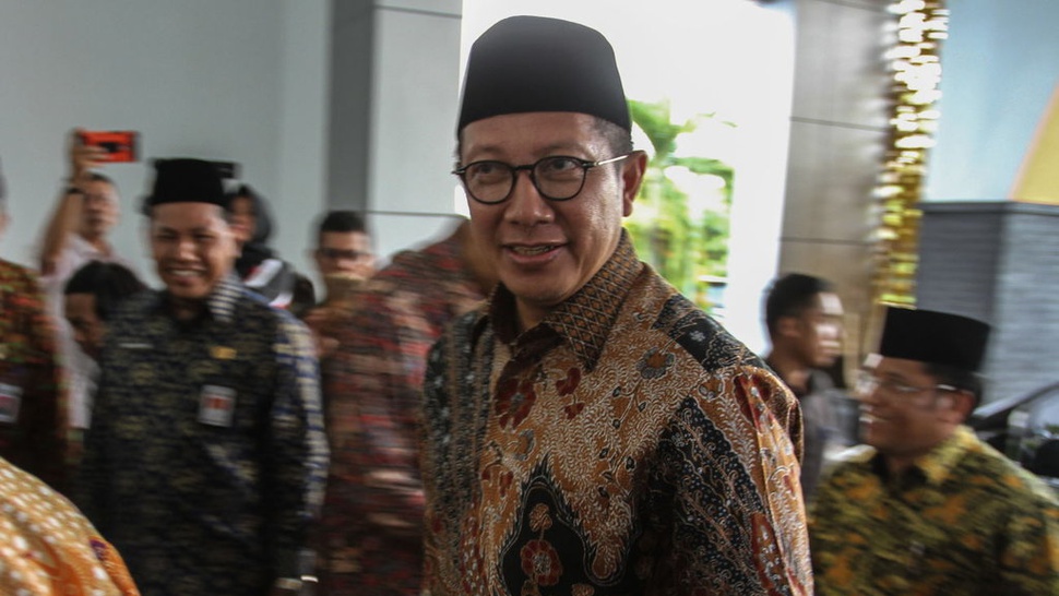 Menag: Istri Terduga Teroris Surabaya Adalah PNS Kemenag