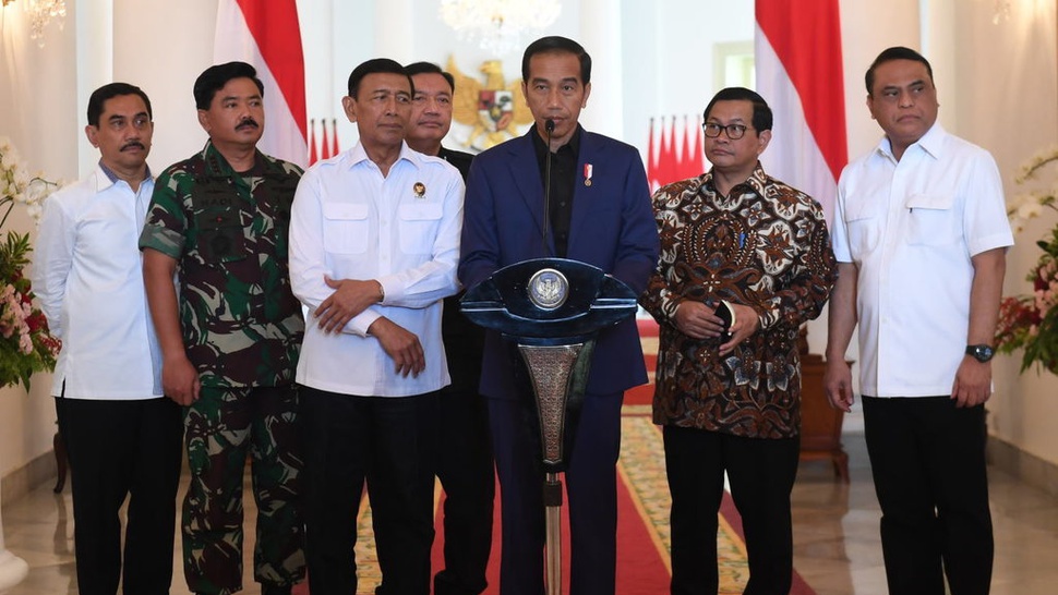 Jokowi Beri Kenaikan Pangkat Luar Biasa 5 Polisi Korban Mako Brimob