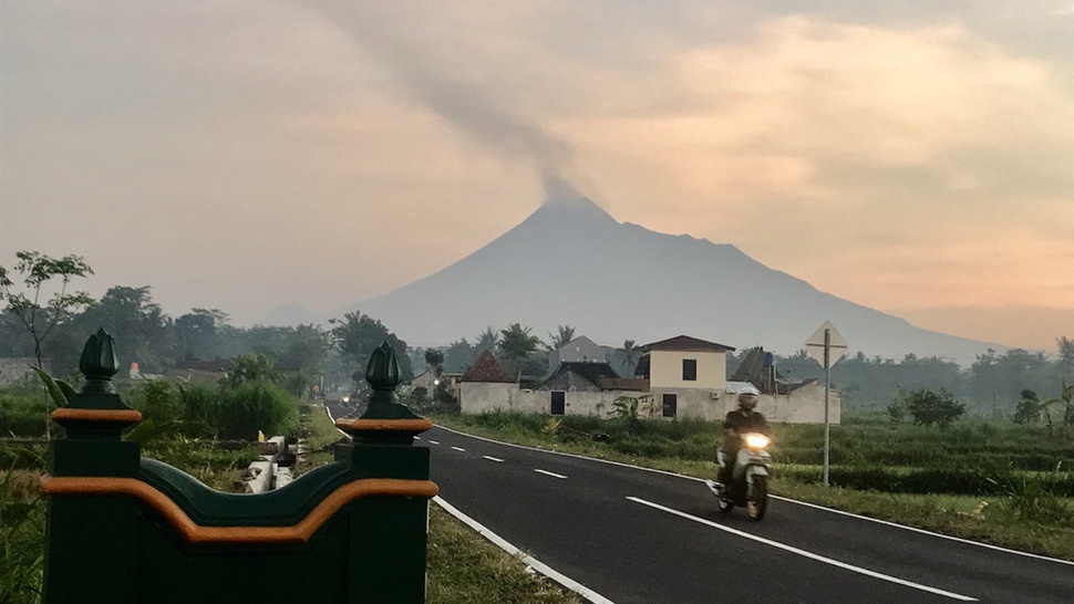 Penyebab Letusan Freatik pada Gunung Merapi