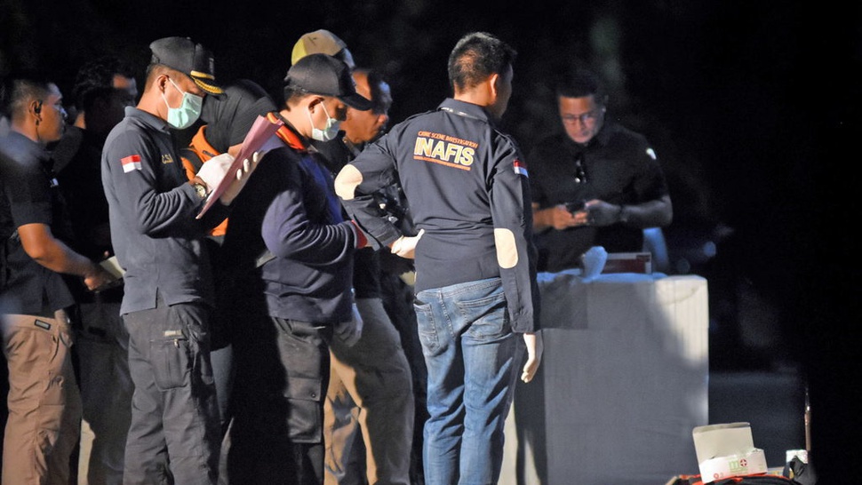 Teror Bom di Jawa Timur: Densus 88 Gerebek Dua Lokasi di Sidoarjo