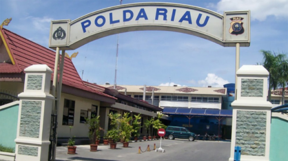 Polisi: Ada Rangkaian Kabel di Tubuh Penyerang Polda Riau