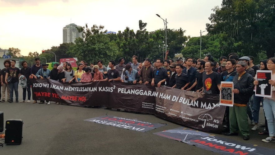 Yang Terjadi Setelah Jokowi Terima Keluarga Korban Pelanggaran HAM 