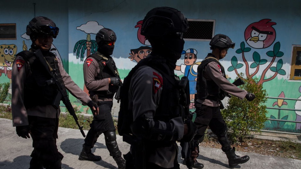 Densus 88 Tangkap Terduga Teroris asal Lampung Inisial 