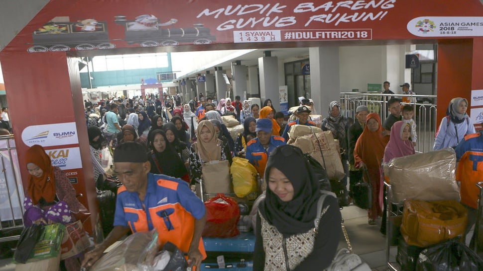 Arus Balik Masih Tinggi, 43 Ribu Pemudik Kereta Tiba di Jakarta