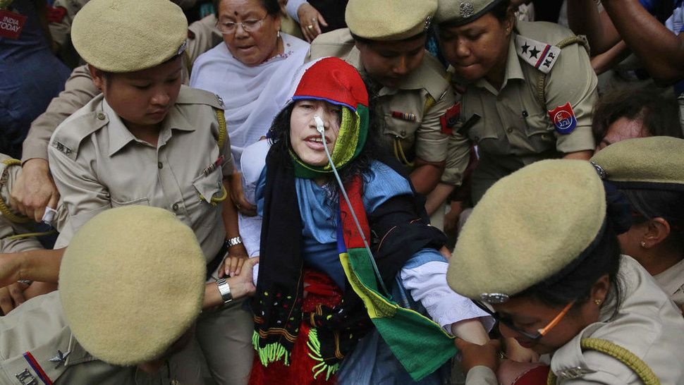 Irom Sharmila, Wanita 