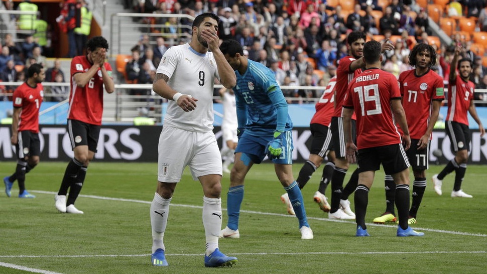Jelang Arab Saudi vs Uruguay: Penampilan ke-100 Luis Suarez