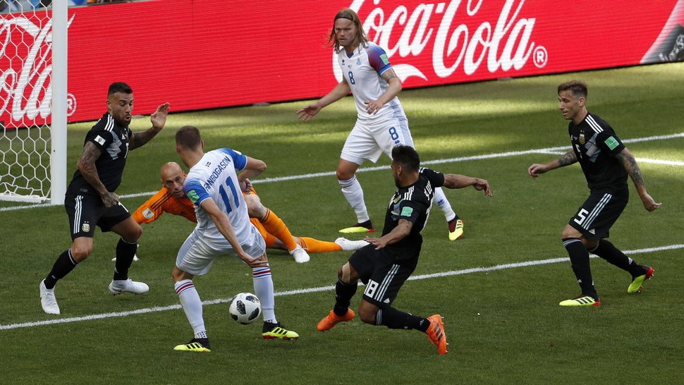 Hasil Argentina vs Islandia Skor Babak Pertama 1-1