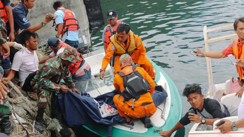 Respons Jokowi Soal Insiden KM Sinar Bangun Tenggelam di Danau Toba