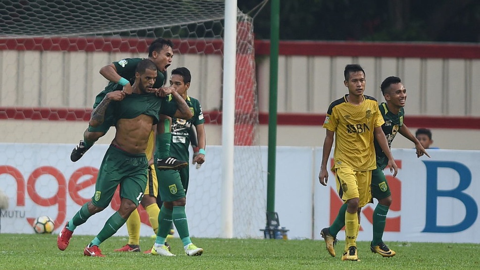 Hasil Persebaya vs PSMS Skor Babak Pertama 1-0