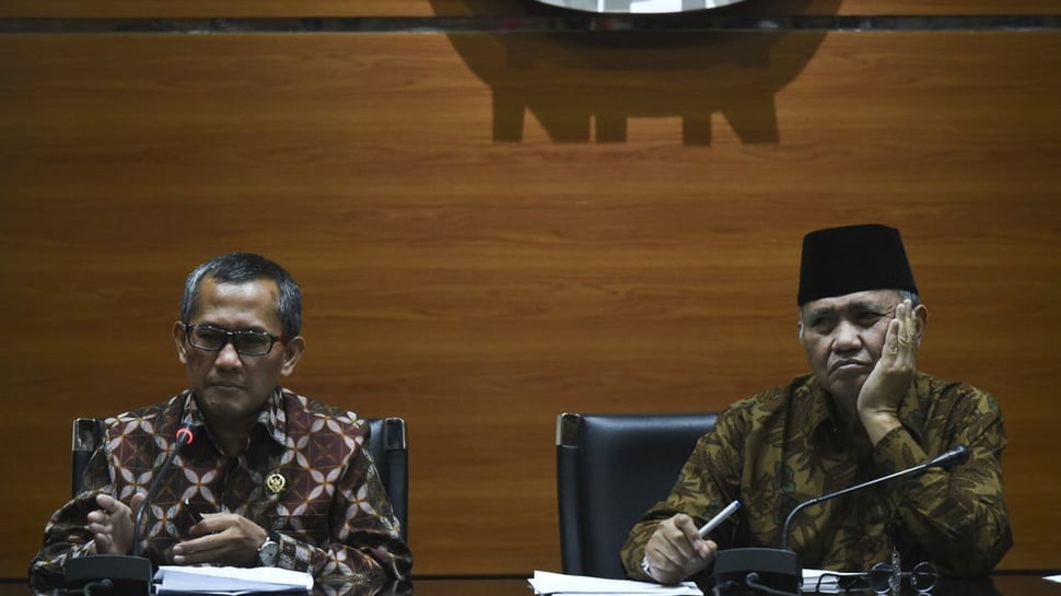 Ketua KY Angkat Bicara Putusan MA Kasus Baiq Nuril dan Syafruddin